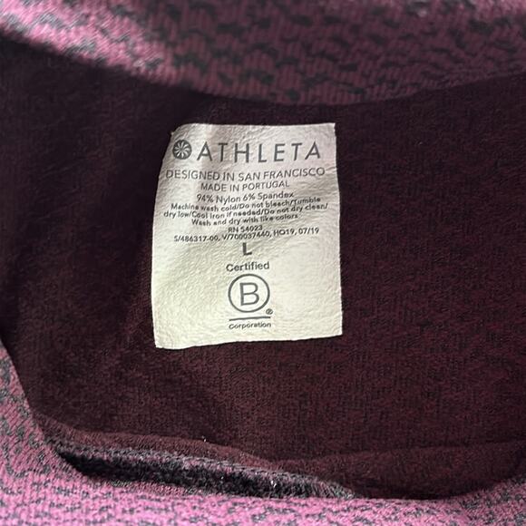 Athleta Flurry Peak Turtleneck Purple Size Large Winter Fitted - Picture 3 of 4